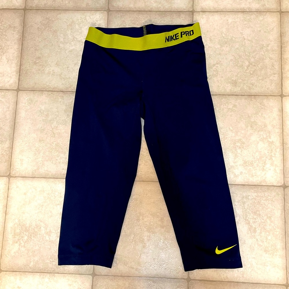 Nike Pro Dri-Fit Capris